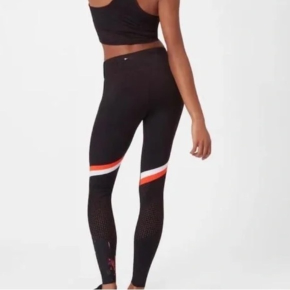 Sweaty Betty The Zero Gravity Leggings Black and Orange - Picture 6 of 16